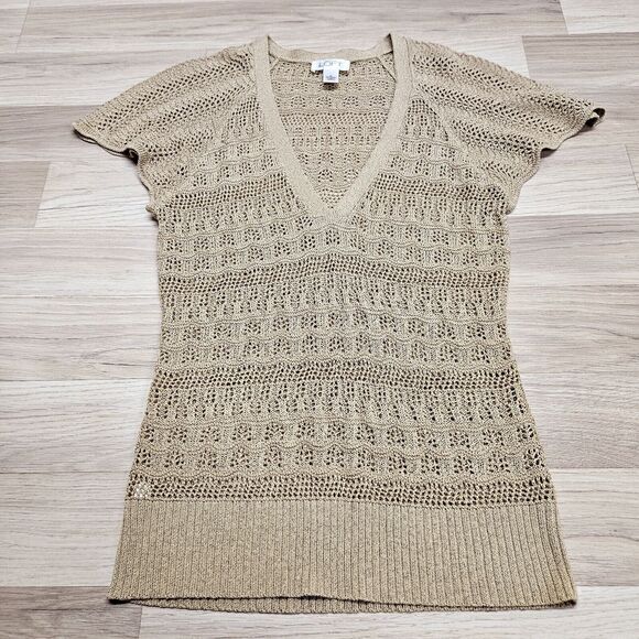 Ann Taylor LOFT Womens Tan Open Crochet V-neckline Blouse Flutter Sleeves Small - Picture 2 of 8